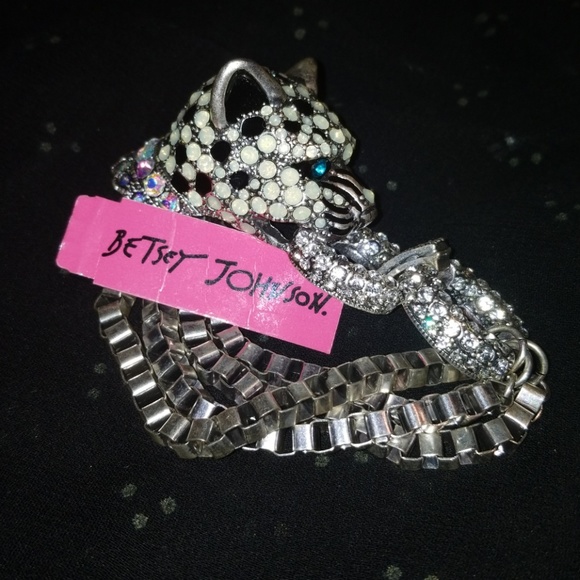 *RARE* Snow Leopard Betsey Johnson Collection - Picture 7 of 8
